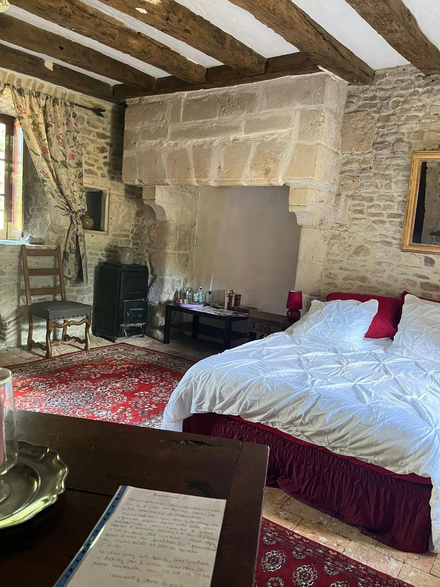 Mauvieres Chambre Dans Tour Du 15Eme Siecle מראה חיצוני תמונה